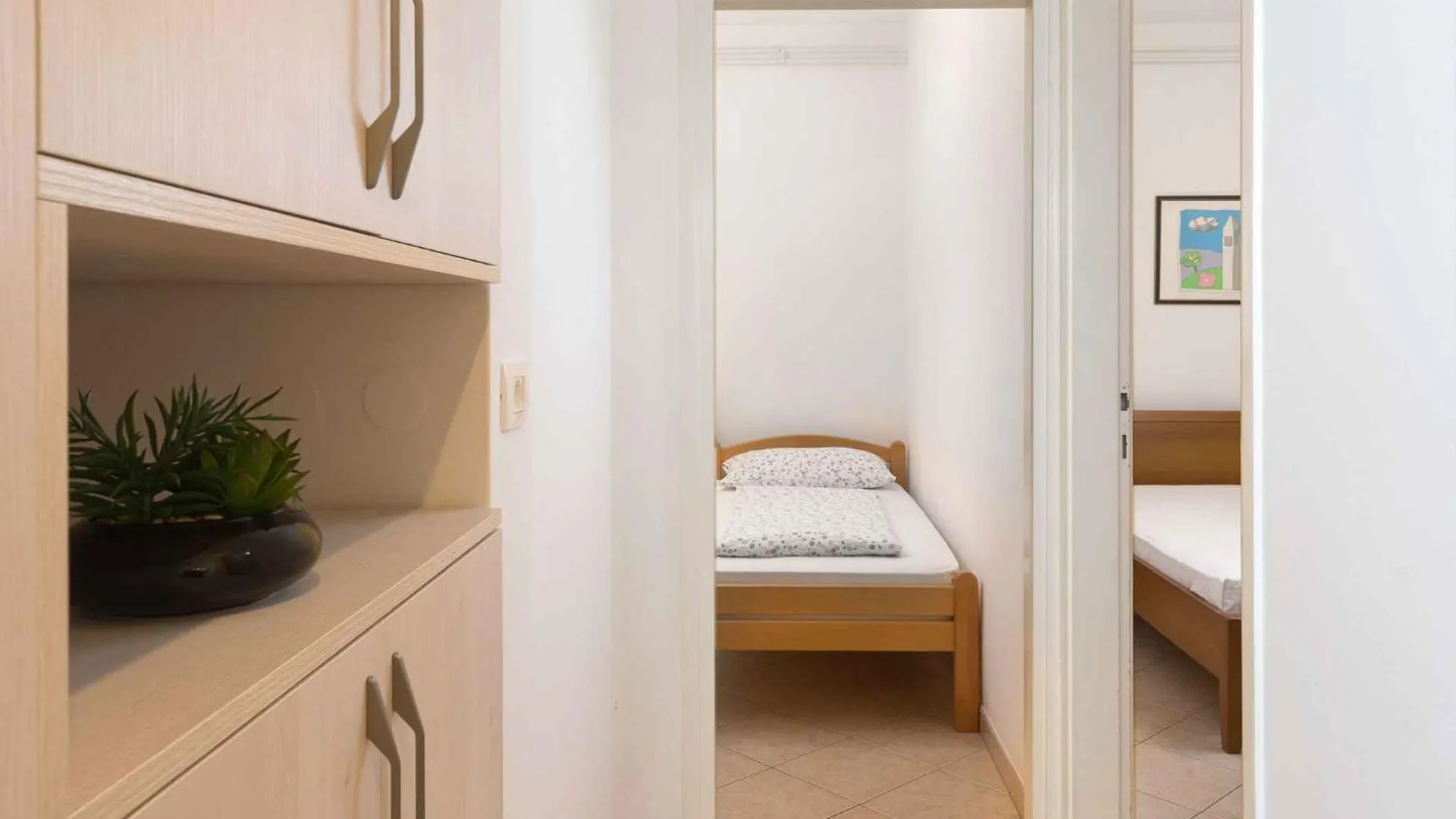 Apartment In Rabac 16819