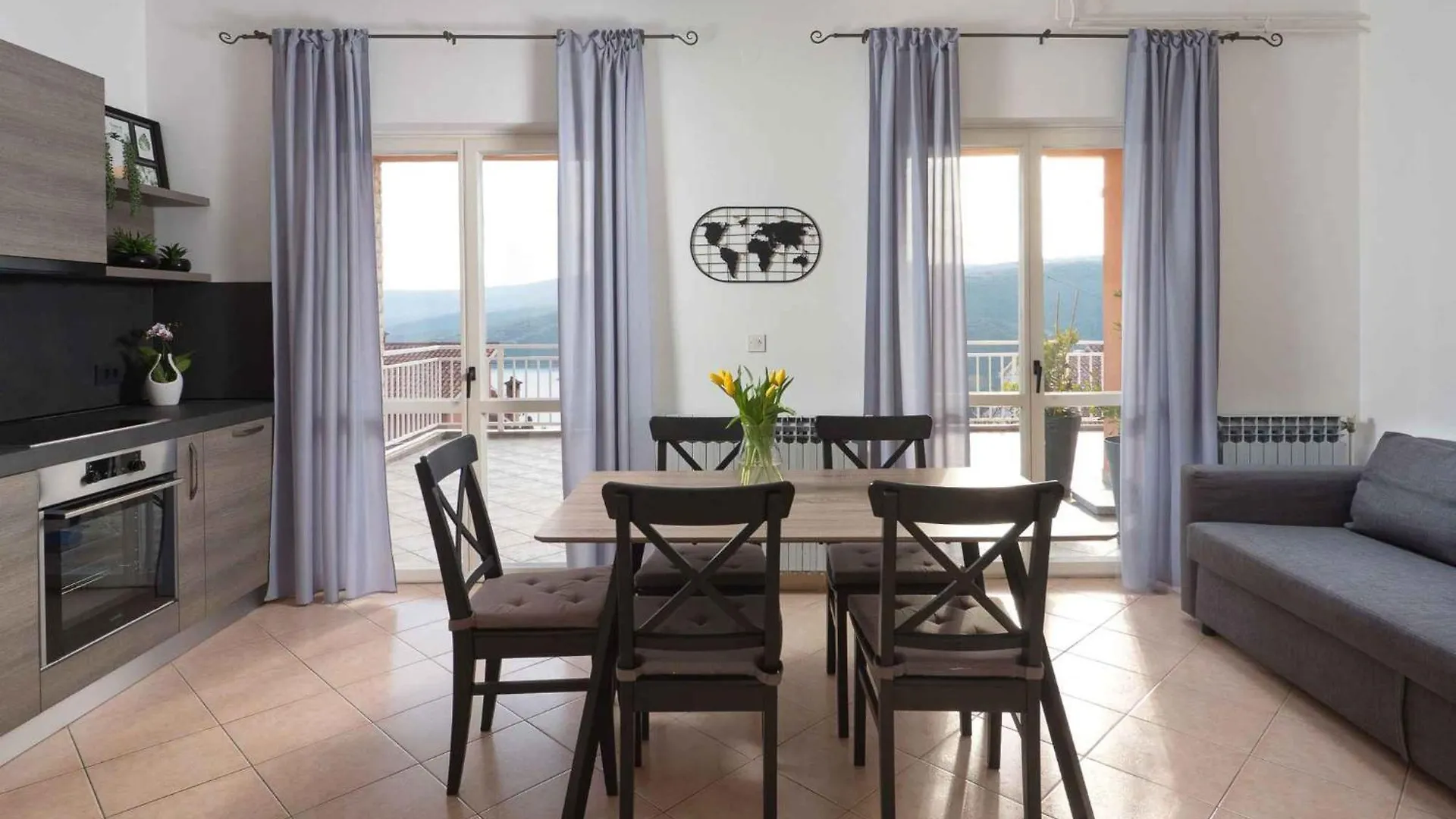 Контакты Apartment In Rabac 16819